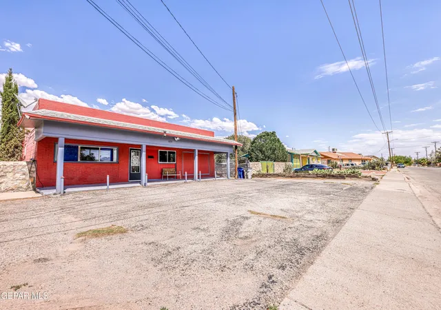 Photo 3 of Sale Pending at 8751 Winchester Rd, El Paso, TX 79907 | MLS# 945607 | Listing updated on 2026-09-15