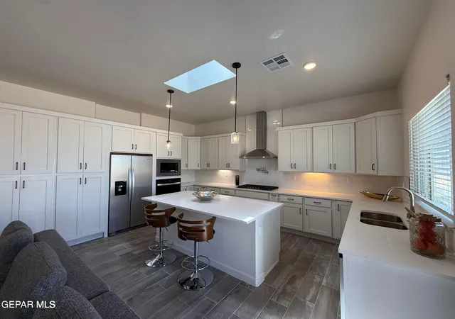 5th image of 13328 Emerald Fire Ct, El Paso, TX 79928 | MLS# 945986
