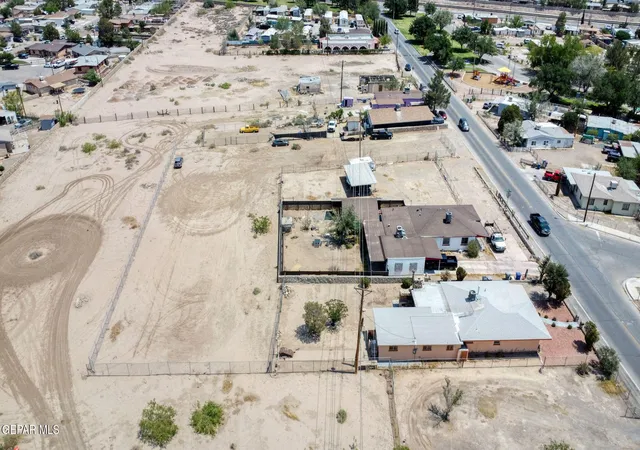 Photo 3 of Land for sale at 241 Pendale Rd, El Paso, TX 79907 | MLS# 945608 | Listing updated on 2026-07-09