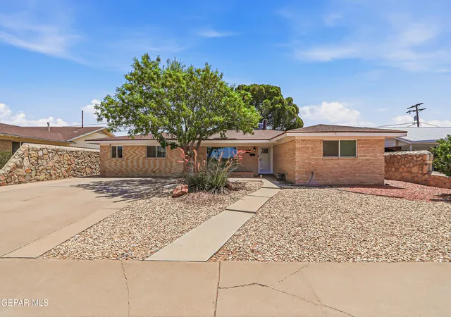 Homes for sale in El Paso, TX | 3030 Orkney Rd, El Paso, TX 79925 | MLS# 945664