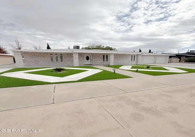 Photo 2 of Single family home for sale at 3112 Eads Pl, El Paso, TX 79935 | MLS# 945692 | Listing updated on 2026-09-20