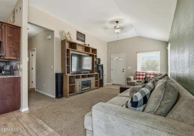 Photo 3 of Sale Pending at 10128 Red Valley, El Paso, TX 79927 | MLS# 946112 | Listing updated on 2026-09-08