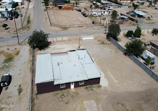 Photo 3 of House for sale at 11601 Valle Bajo Rd, El Paso, TX 79927 | MLS# 945758 | Listing updated on 2026-09-14