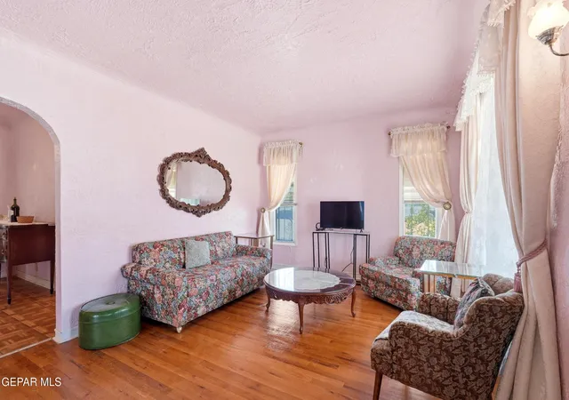 Photo 4 of Sale Pending at 3400 Harrison Ave, El Paso, TX 79930 | MLS# 945894 | Listing updated on 2026-09-19