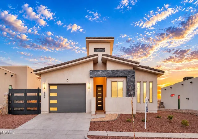 Photo 1 of Single family home for sale at 333 Blue Valley Dr, El Paso, TX 79928 | MLS# 945821 | Listing updated on 2026-08-10