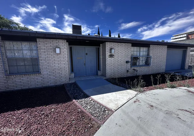 Photo 2 of Single family home for sale at 404 E Hague Rd, El Paso, TX 79902 | MLS# 945964 | Listing updated on 2026-09-03
