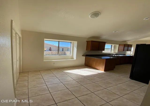 Homes for sale in Santa Teresa, NM | 116 Tierra Vista Dr, Santa Teresa, NM 88008 | MLS# 945895