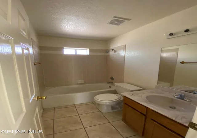 Homes for sale in Santa Teresa, NM | 116 Tierra Vista Dr, Santa Teresa, NM 88008 | MLS# 945895