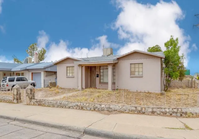 Photo 2 of Single family home for sale at 965 Bennett Pl, El Paso, TX 79907 | MLS# 945978 | Listing updated on 2026-08-12