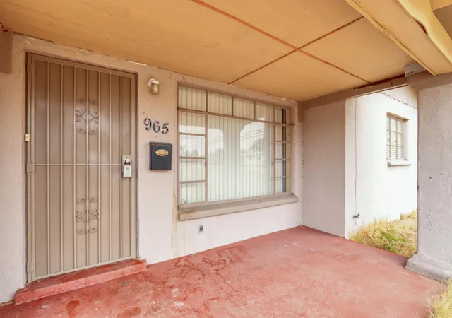 Photo 3 of Single family home for sale at 965 Bennett Pl, El Paso, TX 79907 | MLS# 945978 | Listing updated on 2026-08-12