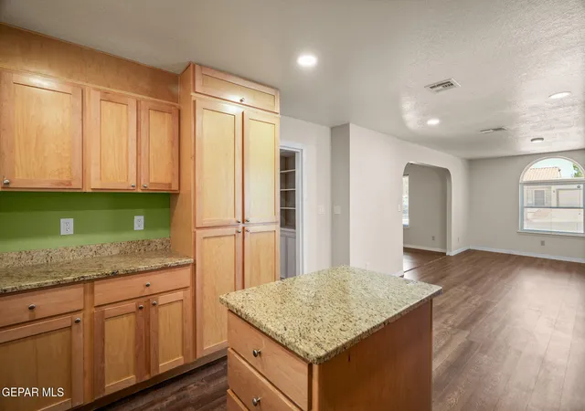 49th image of 608 El Gusto Dr, El Paso, TX 79912 | MLS# 946427