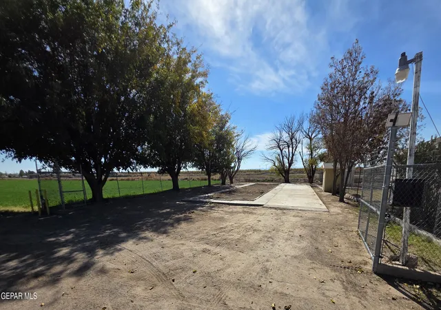 3rd image of 16100 &120 Socorro Rd, Fabens, TX 79838 | MLS# 945967