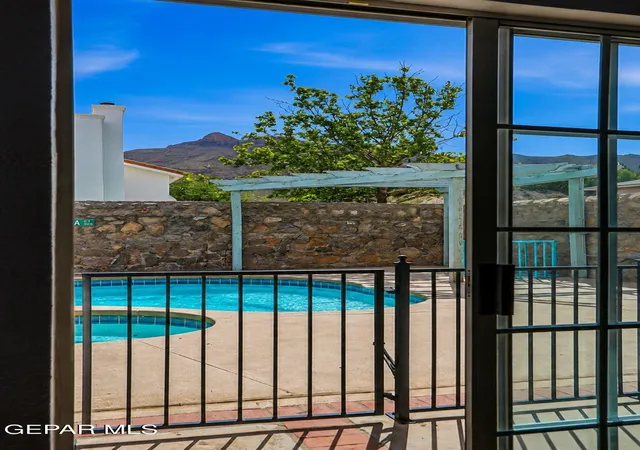 Photo 4 of Single family home for sale at 900 Via Redonda Ct, El Paso, TX 79912 | MLS# 946067 | Listing updated on 2026-09-07