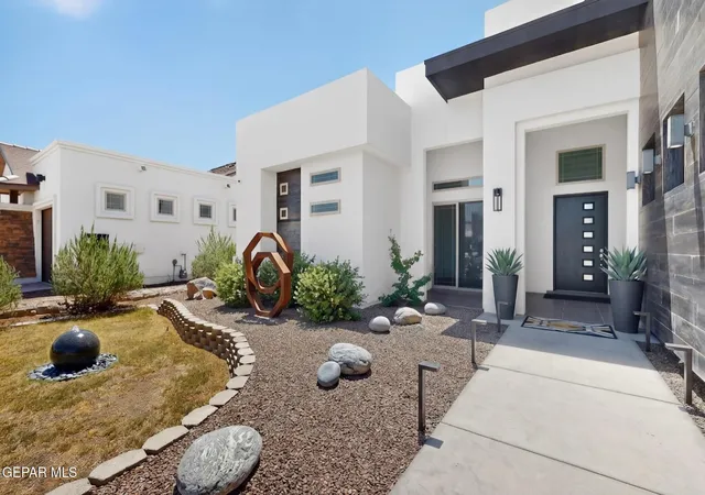 Photo 3 of Single family home for sale at 352 Rio De Jazmin Cir, El Paso, TX 79932 | MLS# 946049 | Listing updated on 2026-07-03