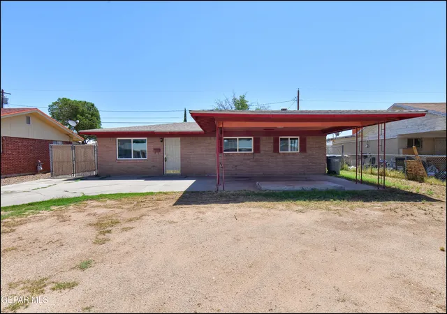 Photo 1 of Single family home for sale at 9402 Montgomery Dr, El Paso, TX 79924 | MLS# 946036 | Listing updated on 2026-09-11