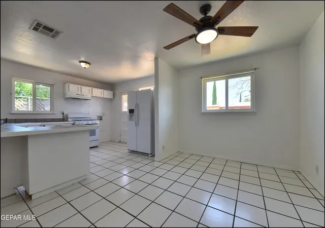 Photo 3 of Single family home for sale at 9402 Montgomery Dr, El Paso, TX 79924 | MLS# 946036 | Listing updated on 2026-09-11