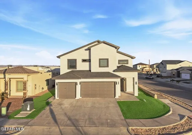 3rd image of 9728 Calle Cancun St, El Paso, TX 79927 | MLS# 946045