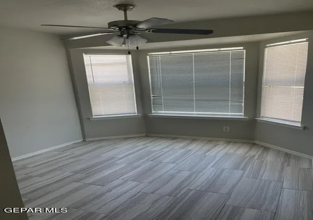 Photo 3 of Single family home for sale at 4025 Hueco Valley Dr, El Paso, TX 79938 | MLS# 946433 | Listing updated on 2026-08-27