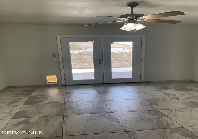 Photo 4 of Single family home for sale at 4025 Hueco Valley Dr, El Paso, TX 79938 | MLS# 946433 | Listing updated on 2026-08-27