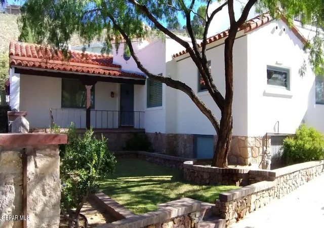 Photo 3 of Single family home for sale at 1232 Galloway Dr, El Paso, TX 79902 | MLS# 946133 | Listing updated on 2026-09-01