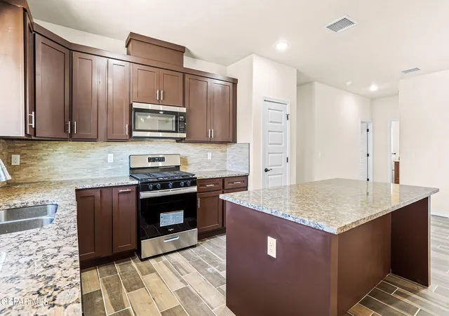 1st image of 871 Country Club Rd #4E, El Paso, TX 79932 | MLS# 946164