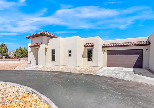 34th image of 871 Country Club Rd #4E, El Paso, TX 79932 | MLS# 946164