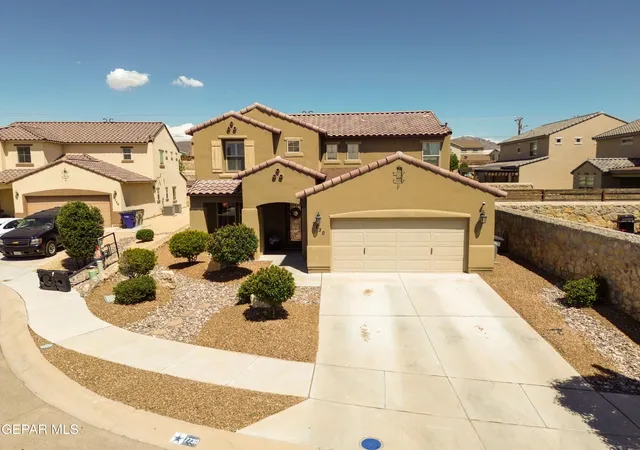 Photo 3 of Sale Pending at 7730 Enchanted View Dr, El Paso, TX 79911 | MLS# 946269 | Listing updated on 2026-09-21