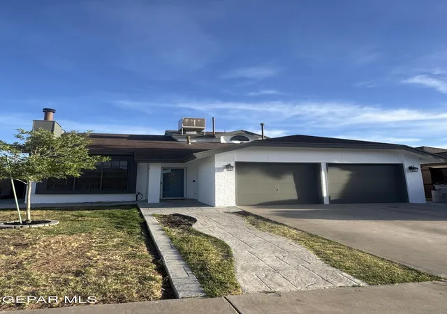 Photo 1 of Sale Pending at 3550 Broken Arrow Dr, El Paso, TX 79936 | MLS# 946212 | Listing updated on 2026-10-01