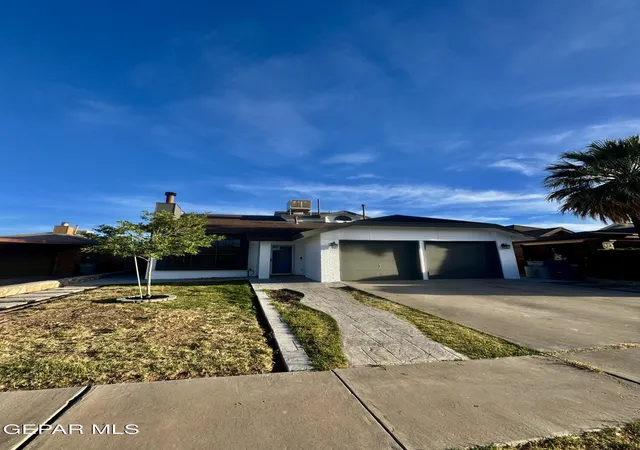 Photo 2 of Sale Pending at 3550 Broken Arrow Dr, El Paso, TX 79936 | MLS# 946212 | Listing updated on 2026-10-01