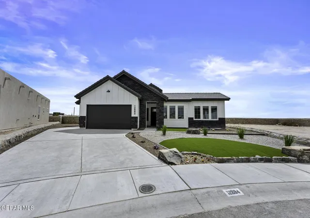 Photo 1 of Sale Pending at 7300 Cimarron Gap Dr, El Paso, TX 79911 | MLS# 946260 | Listing updated on 2026-08-12