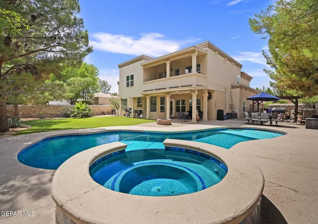 2nd image of 604 Rosinante Rd, El Paso, TX 79922 | MLS# 946404