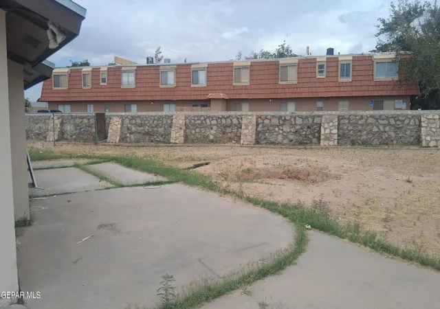 Photo 4 of Single family home for sale at 10541 Eaglestone Way, El Paso, TX 79925 | MLS# 946222 | Listing updated on 2026-07-24