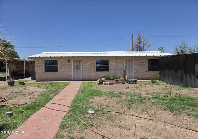 Photo 1 of Sale Pending at 506 Dodson St, Dell City, TX 79837 | MLS# 946230 | Listing updated on 2026-09-24
