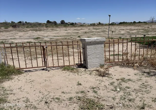 Homes for sale in Santa Teresa, NM | 226 Casas Bella Ln, Santa Teresa, NM 88008 | MLS# 946264