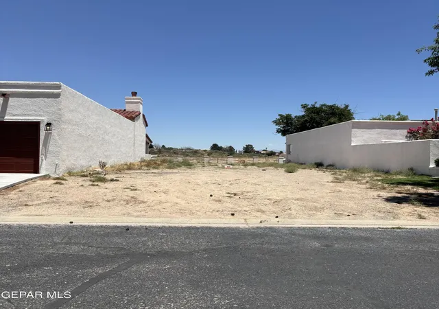 Homes for sale in Santa Teresa, NM | 226 Casas Bella Ln, Santa Teresa, NM 88008 | MLS# 946264