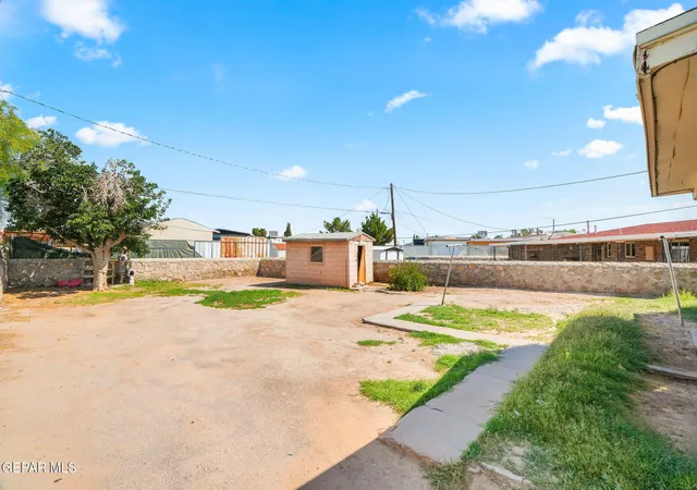 25th image of 323 Vivian Dr, El Paso, TX 79915 | MLS# 946278