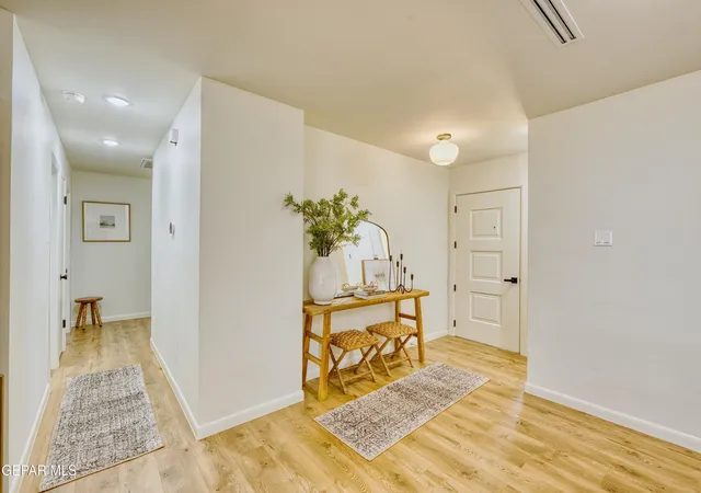 Photo 2 of Sale Pending at 10528 Saigon Dr, El Paso, TX 79925 | MLS# 949645 | Listing updated on 2026-09-13