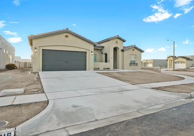 Photo 3 of Single family home for sale at 15113 Allegiance Ave, El Paso, TX 79938 | MLS# 946330 | Listing updated on 2026-06-23