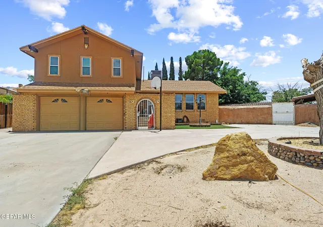 Homes for sale in El Paso, TX | 2214 Mermaid Dr, El Paso, TX 79936 | MLS# 946342