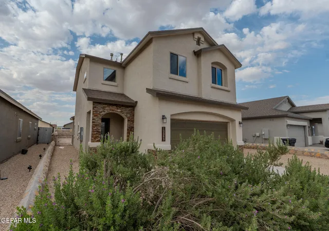 Homes for sale in Horizon City, TX | 13909 Lago Vista Ave, Horizon City, TX 79928 | MLS# 946800