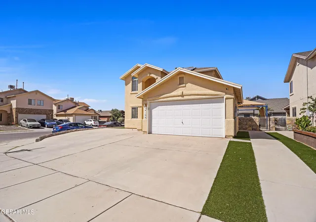 Photo 2 of Single family home for sale at 14168 Tierra Delfin Dr, El Paso, TX 79938 | MLS# 947417 | Listing updated on 2026-07-11