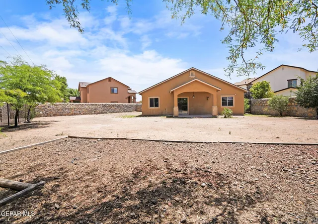 Photo 2 of Single family home for sale at 14000 Tower Point Way, El Paso, TX 79938 | MLS# 946473 | Listing updated on 2026-09-21
