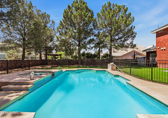 Photo 4 of Single family home for sale at 1954 Paseo Del Sol Pl, El Paso, TX 79936 | MLS# 946531 | Listing updated on 2026-09-15