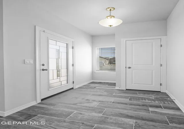 2nd image of 985 Barbara Ave, Socorro, TX 79927 | MLS# 946497
