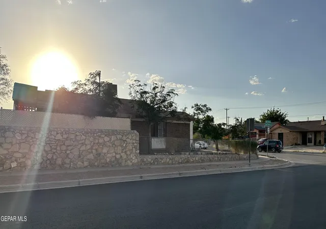 Photo 3 of Sale Pending at 11760 John Polley Cir, El Paso, TX 79936 | MLS# 946654 | Listing updated on 2026-08-28