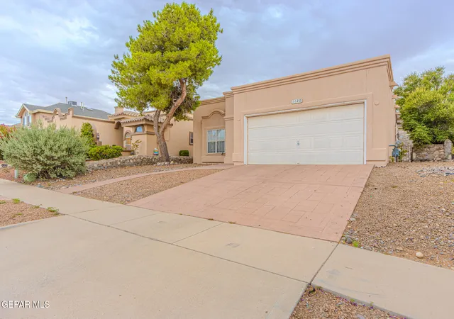 Homes for sale in El Paso, TX | 1420 Black Ridge Dr, El Paso, TX 79912 | MLS# 946600
