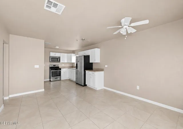 Photo 4 of Single family home for sale at 408 Sycamore Way, El Paso, TX 79915 | MLS# 946602 | Listing updated on 2026-08-27