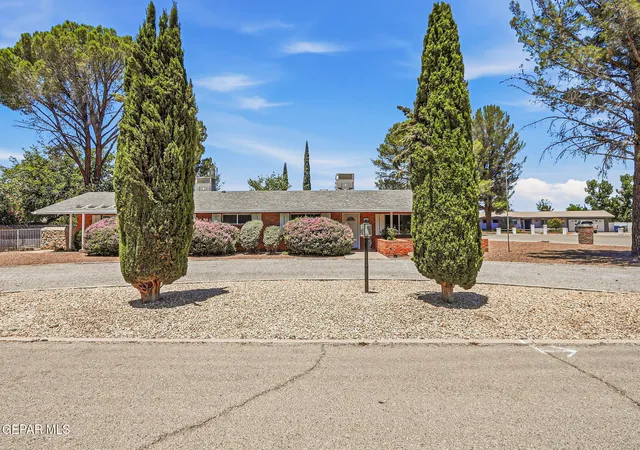 Photo 3 of Single family home for sale at 5425 Rockwood Rd, El Paso, TX 79932 | MLS# 946862 | Listing updated on 2026-09-14