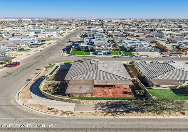 Homes for sale in Horizon City, TX | 971 Brudenal Pl, Horizon City, TX 79928 | MLS# 946585