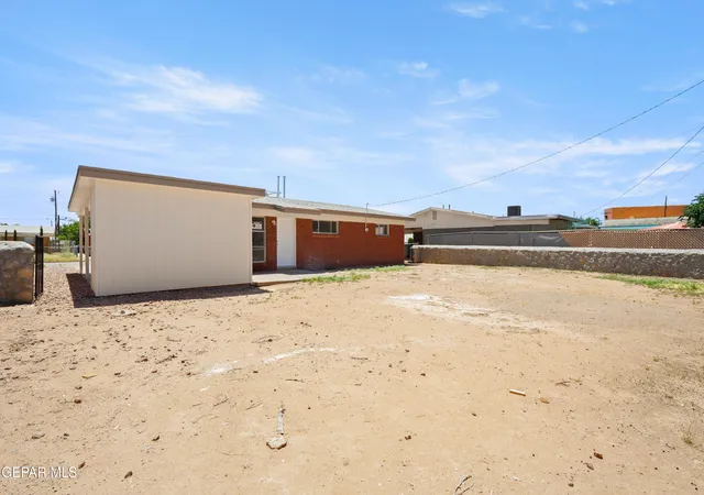 Photo 19 of Single family home for sale at 10329 Wilshire Dr, El Paso, TX 79924 | MLS# 946644 | Listing updated on 2026-07-14